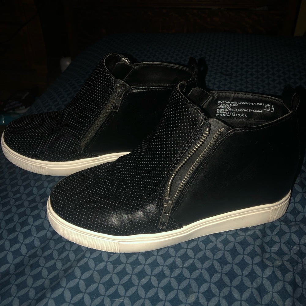 Time and Tru Women's Wedge Bootie Sneaker Size 7